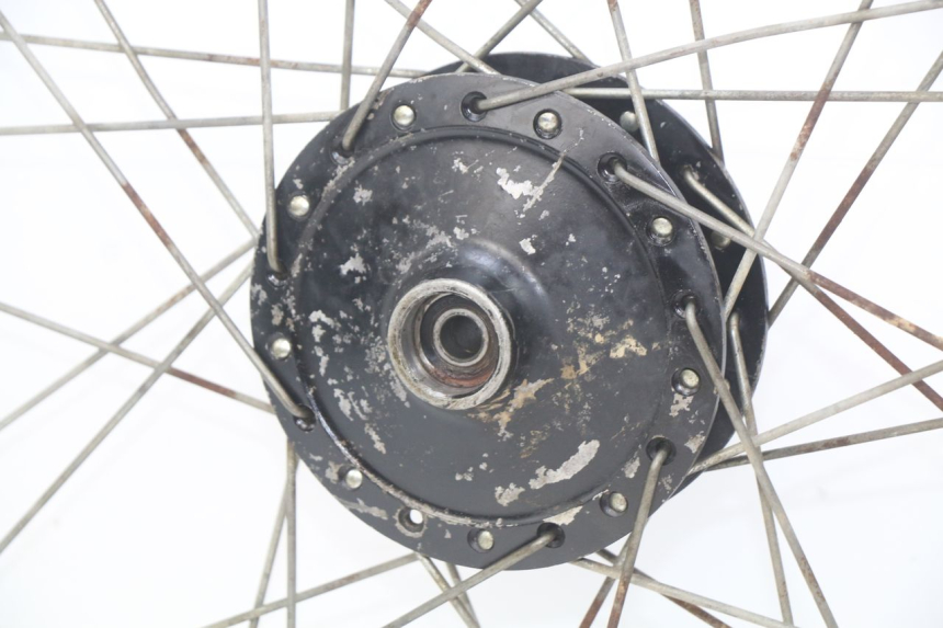 photo de ARO DIANTEIRO YAMAHA YZ 80 (1982 - 1983) - Detalhes característicos