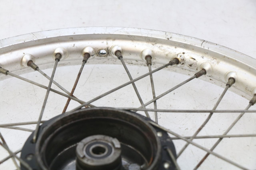 photo de ARO DIANTEIRO YAMAHA YZ 80 (1982 - 1983) - Zoom do estado de desgaste