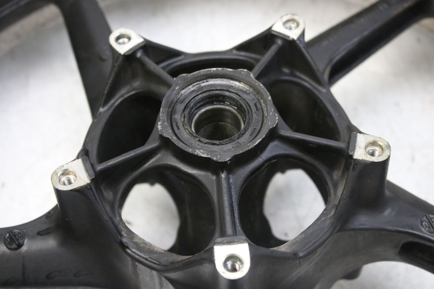photo de ARO DIANTEIRO YAMAHA YZF R1 1000 (2007 - 2008) - Zoom do estado de desgaste