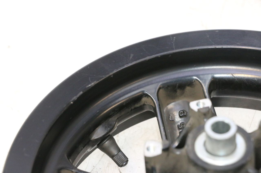 photo de RODA DIANTEIRA PIAGGIO ZIP IGET 4T 50 (2021 - 2023) - Marcações e referências