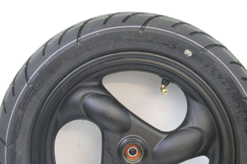 photo de ARO DIANTEIRO E PNEU KYMCO AGILITY 4T 50 (2005 - 2018) - Zoom do estado de desgaste