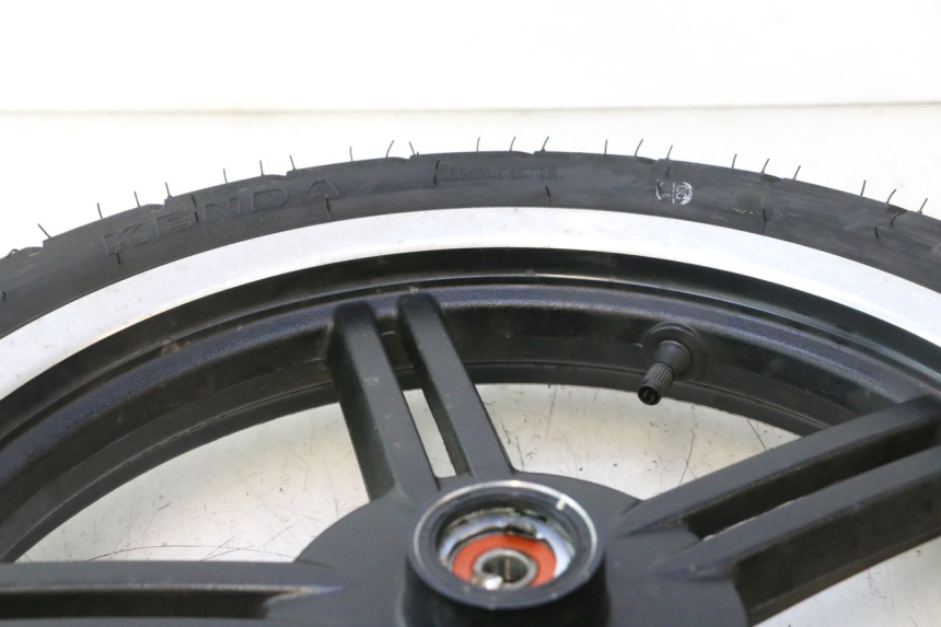 photo de ARO DIANTEIRO E PNEU KYMCO AGILITY CITY 16P 125 (2015 - 2024) - Peça verificada