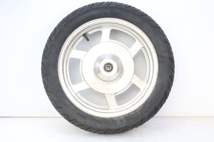 photo de ARO DIANTEIRO E PNEU HYOSUNG GV AQUILA 125 (2000 - 2009) - Ampliação dos componentes