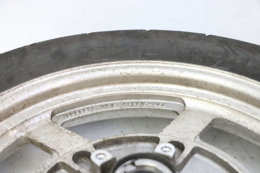 photo de ARO DIANTEIRO E PNEU HYOSUNG GV AQUILA 125 (2000 - 2009) - Outro ângulo de visão