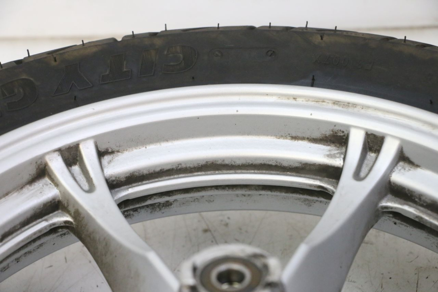 photo de ARO DIANTEIRO E PNEU SUZUKI BURGMAN 125 (2007 - 2014) - Ampliação técnica