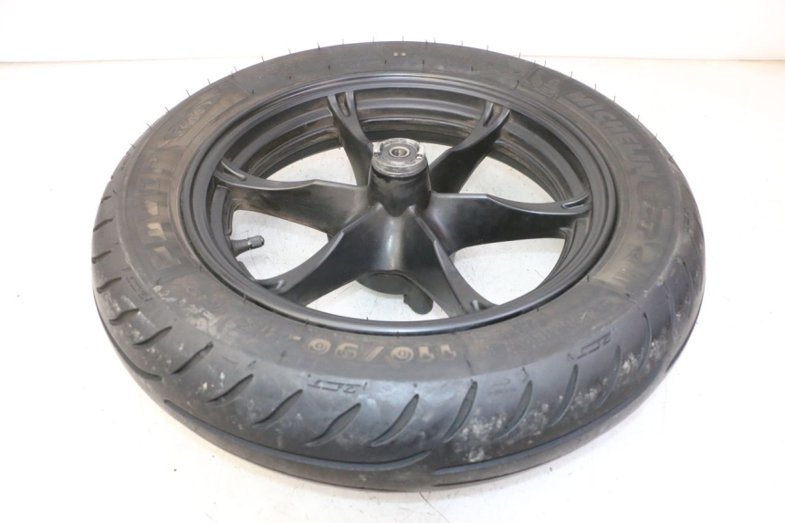 photo de ARO DIANTEIRO E PNEU SUZUKI BURGMAN 125 (2007 - 2014) - Vista geral