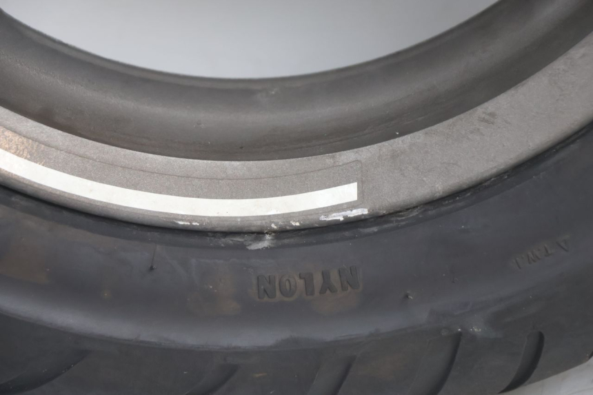 photo de ARO DIANTEIRO E PNEU TGB CITY RS 50 (2011 - 2016) - Pontos de fixação