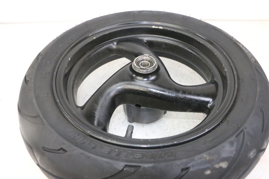 photo de ARO DIANTEIRO E PNEU PEUGEOT ELYSTAR 50 (2002 - 2014) - Ampliação técnica