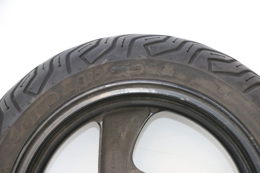 photo de ARO DIANTEIRO E PNEU PEUGEOT ELYSTAR 50 (2002 - 2014) - Detalhes característicos