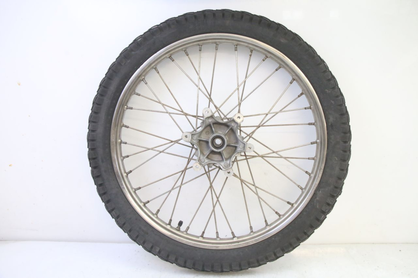photo de ARO DIANTEIRO E PNEU APRILIA ETX 125 (1998 - 2002) - Pontos de fixação