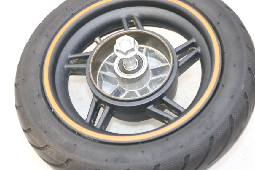 photo de ARO DIANTEIRO E PNEU SEGWAY NINEBOT F65I 1 - Estado da superfície