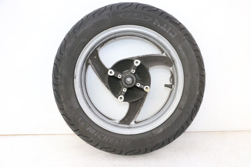 photo de ARO DIANTEIRO E PNEU HONDA FES S-WING SWING ABS 125 (2007 - 2015) - Detalhe da peça