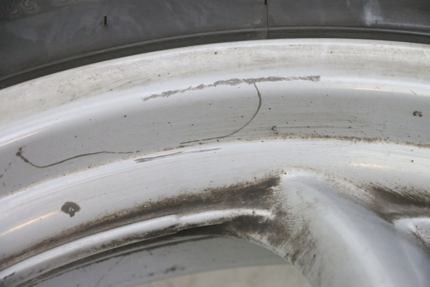photo de ARO DIANTEIRO E PNEU HONDA FES S-WING SWING ABS 125 (2007 - 2015) - Ampliação técnica