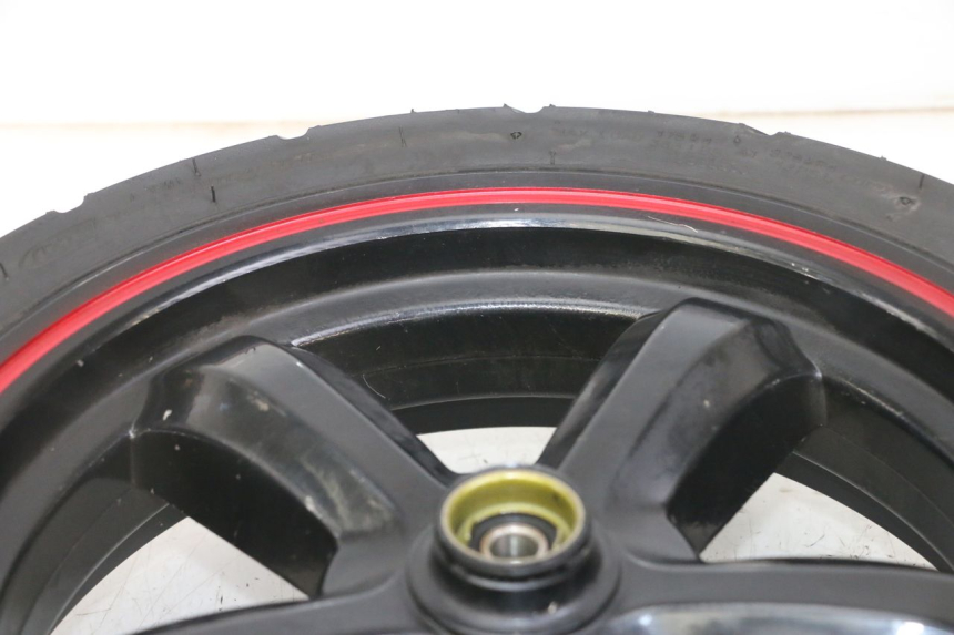 photo de ARO DIANTEIRO E PNEU SYM FIDDLE 3 III 50 (2014 - 2020) - Pontos de fixação