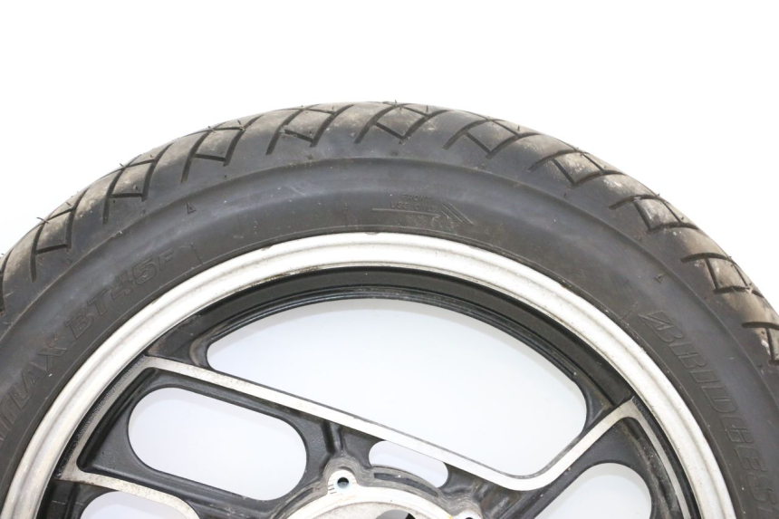 photo de ARO DIANTEIRO E PNEU YAMAHA FJ 36Y 1100 (1984 - 1985) - Vista de perto