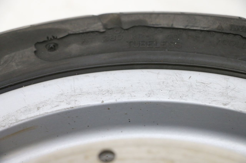 photo de ARO DIANTEIRO E PNEU PIAGGIO FLY 2T 50 (2004 - 2017) - Estado da superfície