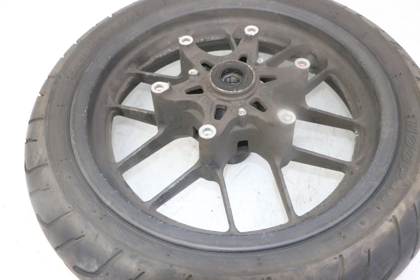 photo de ARO DIANTEIRO E PNEU HONDA FORZA ABS 300 (2013 - 2017) - Pontos de fixação