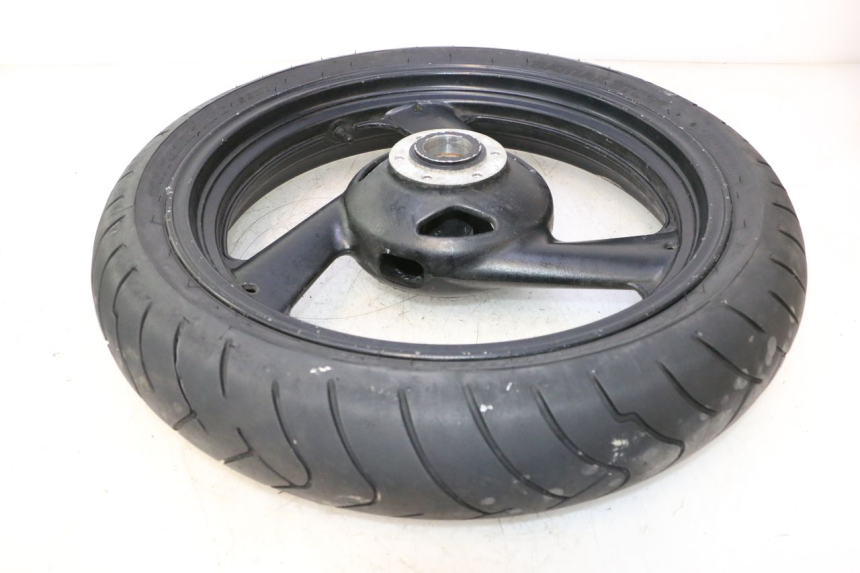 photo de ARO DIANTEIRO E PNEU YAMAHA FZS FAZER 600 (2001 - 2003) - Outro ângulo de visão