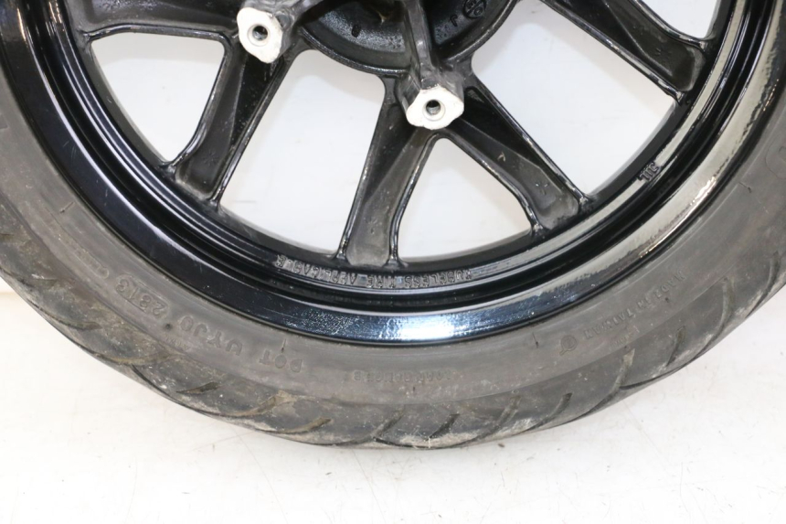 photo de ARO DIANTEIRO E PNEU SYM JOYMAX 125 (2010 - 2017) - Estado da superfície