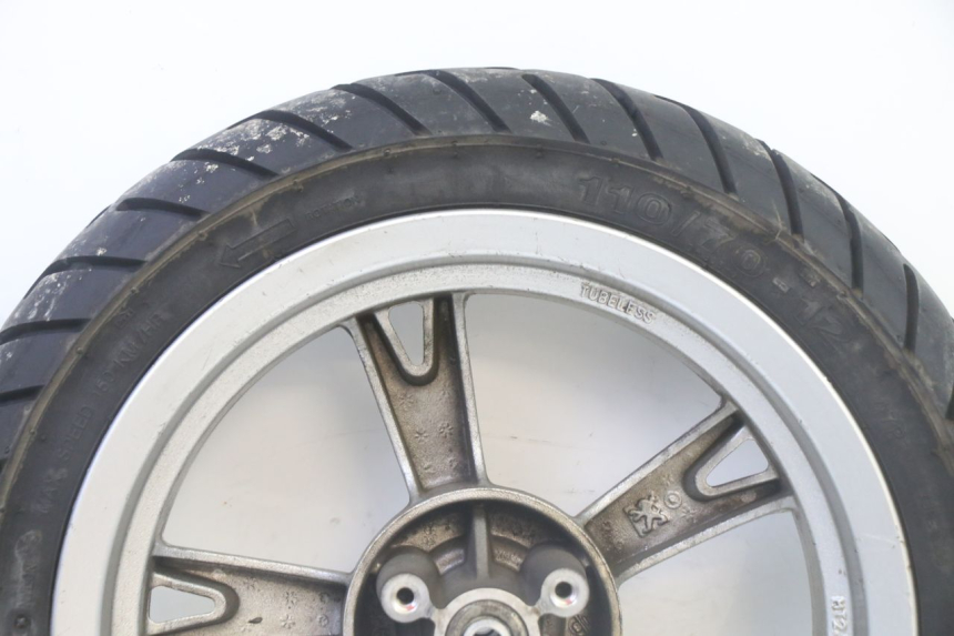 photo de ARO DIANTEIRO E PNEU PEUGEOT KISBEE 4T 50 (2018 - 2022) - Pontos de fixação