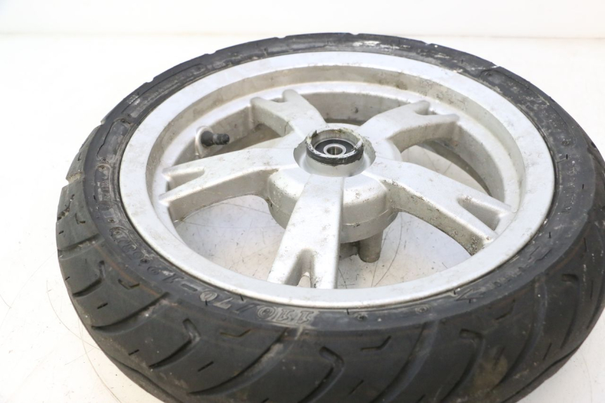 photo de ARO DIANTEIRO E PNEU PEUGEOT KISBEE 4T 50 (2010 - 2017) - Ampliação técnica