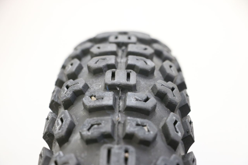 photo de ARO DIANTEIRO E PNEU KYMCO STRYKER OFF ROAD 125 (1999 - 2005) - Zoom do estado de desgaste