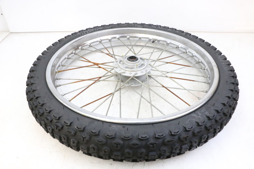 photo de ARO DIANTEIRO E PNEU KYMCO STRYKER OFF ROAD 125 (1999 - 2005) - Estado da superfície