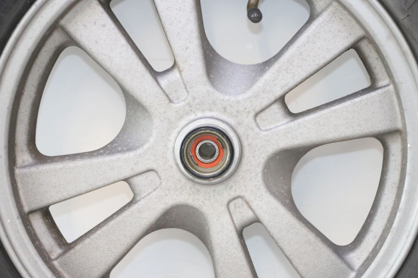 photo de ARO DIANTEIRO E PNEU KYMCO LIKE 125 (2009 - 2016) - Ampliação dos componentes