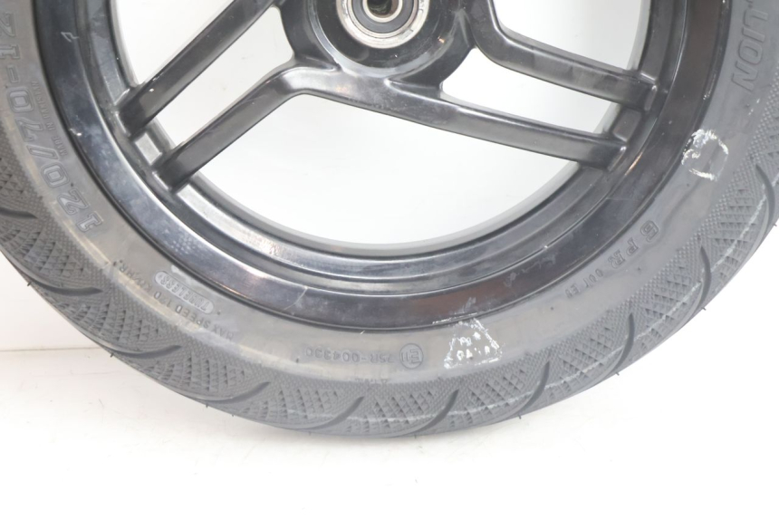 photo de ARO DIANTEIRO E PNEU PEUGEOT LUDIX BLASTER 50 (2006 - 2014) - Zoom do estado de desgaste