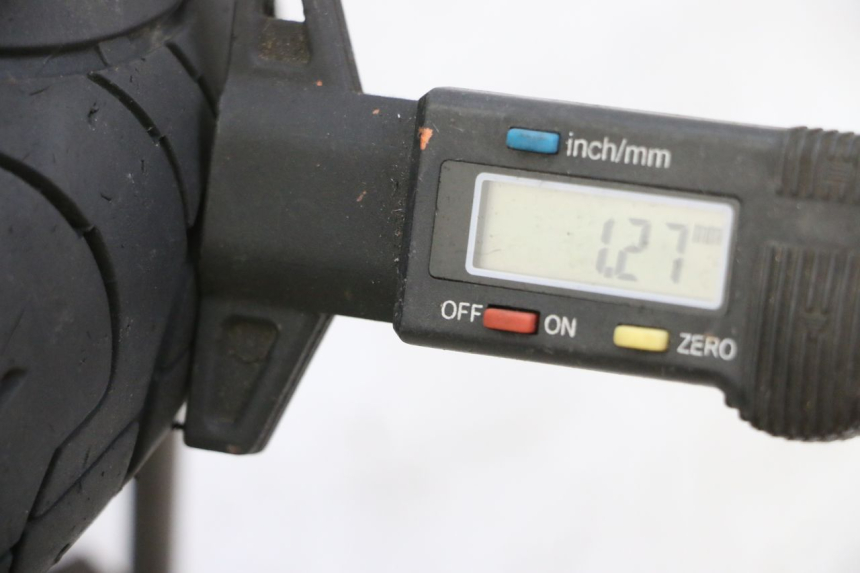 photo de ARO DIANTEIRO E PNEU DUALTRON MINI SPECIAL 1 - Outro ângulo de visão