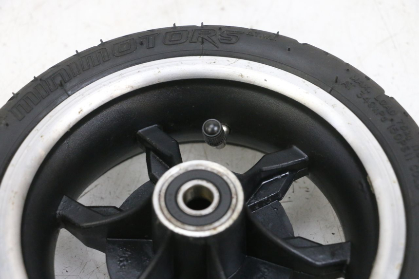 photo de ARO DIANTEIRO E PNEU DUALTRON MINI SPECIAL 1 - Marcações e referências