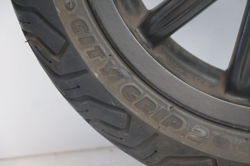 photo de ARO DIANTEIRO E PNEU PIAGGIO MP3 500 (2011 - 2015) - Ampliação dos componentes