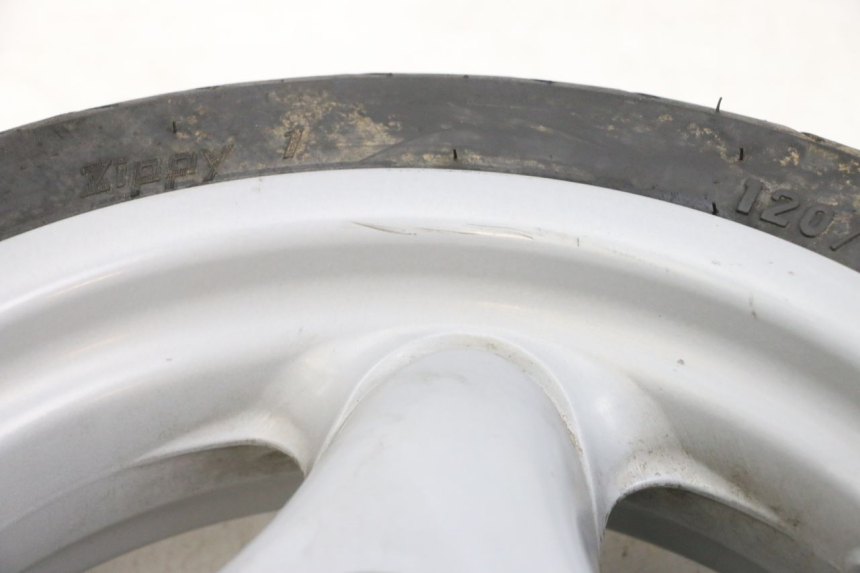 photo de ARO DIANTEIRO E PNEU YAMAHA NEO'S NEOS 2T 50 (1998 - 2007) - Pontos de fixação