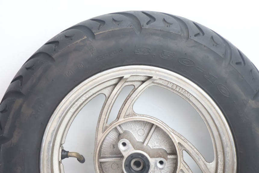 photo de ARO DIANTEIRO E PNEU JM MOTORS OLDIES 4T 50 (2020 - 2026) - Pontos de fixação
