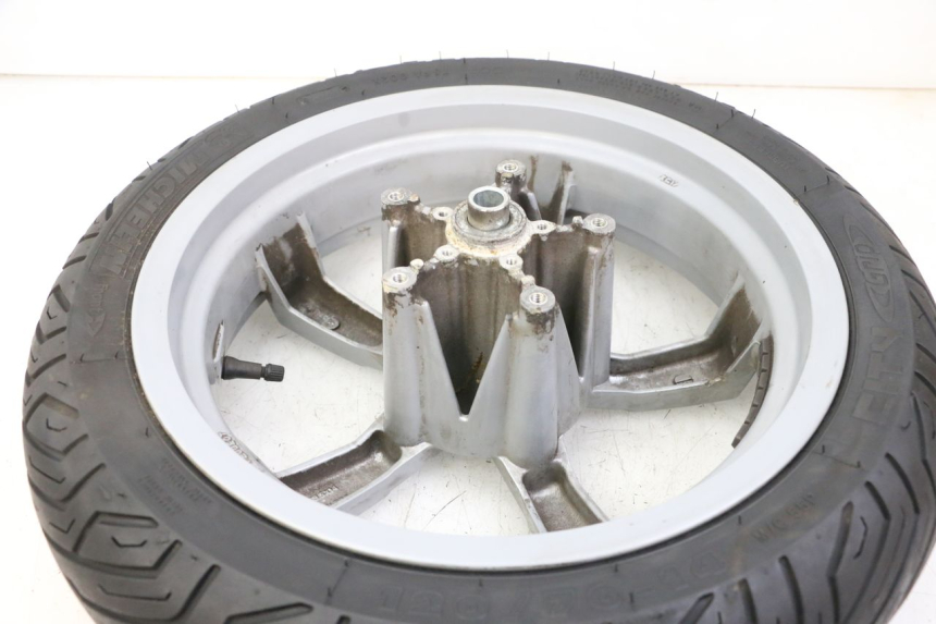 photo de ARO DIANTEIRO E PNEU PEUGEOT SATELIS 125 (2013 - 2018) - Ampliação técnica