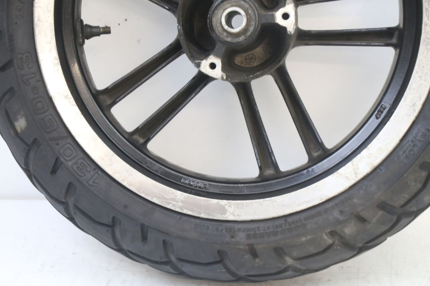 photo de ARO DIANTEIRO E PNEU PEUGEOT SPEEDFIGHT 3 LC 2T 50 (2009 - 2015) - Peça verificada