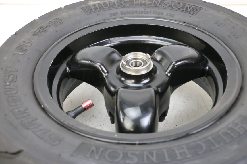 photo de ARO DIANTEIRO E PNEU PEUGEOT TKR TREKKER FURIOUS 50 (2005 - 2014) - Outro ângulo de visão