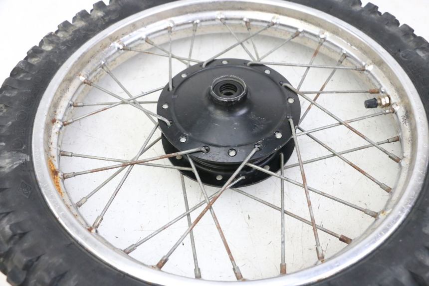 photo de ARO DIANTEIRO E PNEU YAMAHA PW 80 (1983 - 2014) - Estado da superfície