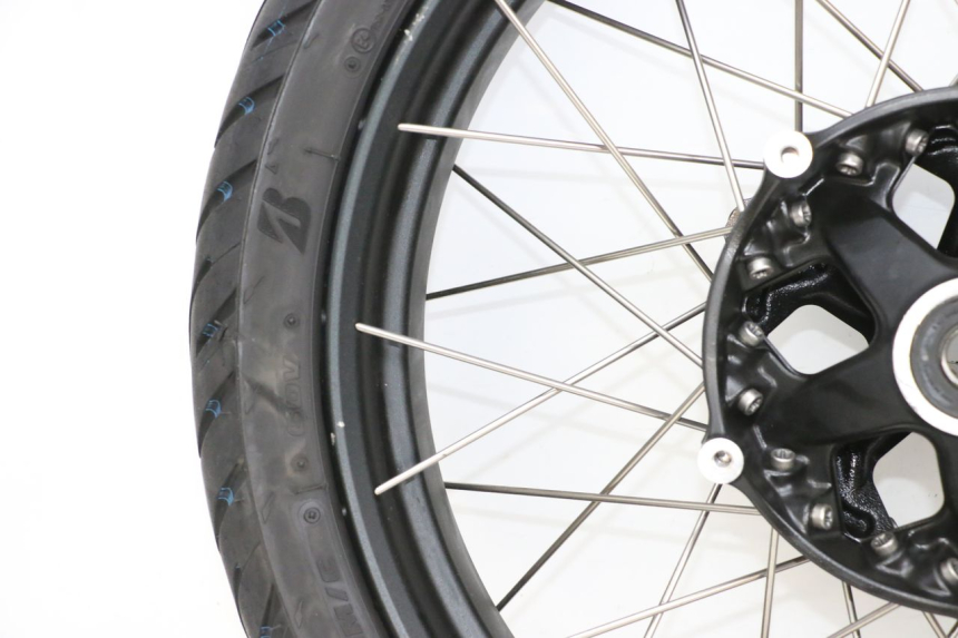 photo de ARO DIANTEIRO E PNEU BMW R GS 1250 (2021 - 2024) - Estrutura - ampliação