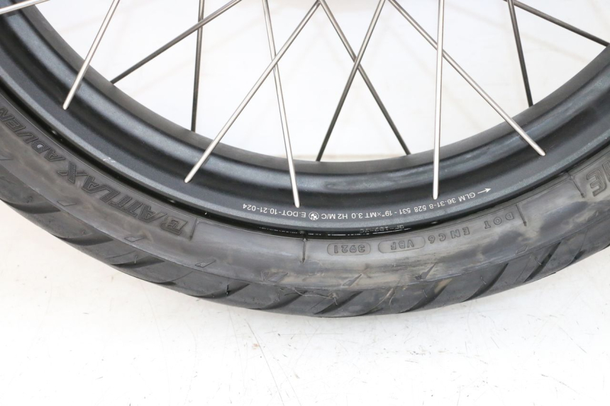 photo de ARO DIANTEIRO E PNEU BMW R GS 1250 (2021 - 2024) - Vista principal