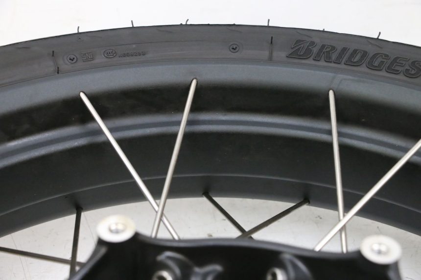 photo de ARO DIANTEIRO E PNEU BMW R GS 1250 (2021 - 2024) - Pontos de fixação