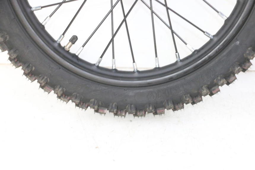 photo de ARO DIANTEIRO E PNEU APOLLO RFZ 125 - Pontos de fixação