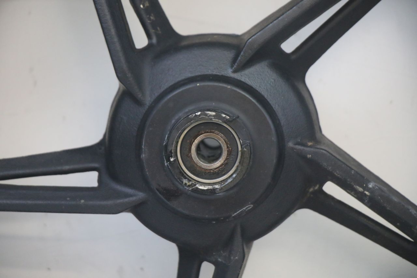 photo de ARO DIANTEIRO E PNEU TNT MOTOR ROMA 10' 2T 50 (2011 - 2018) - Ampliação técnica