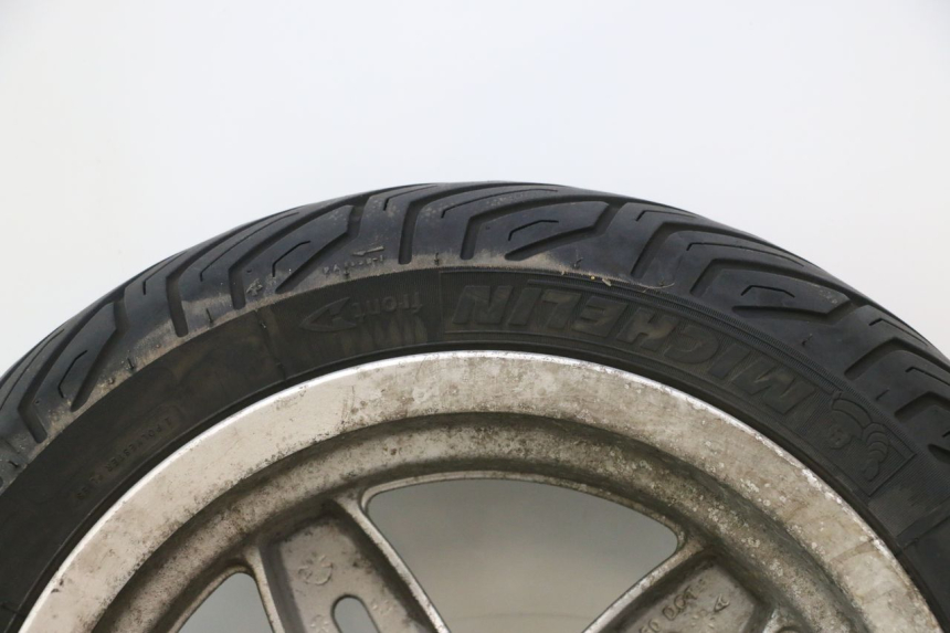 photo de ARO DIANTEIRO E PNEU DAELIM S2 125 (2006 - 2007) - Detalhes característicos