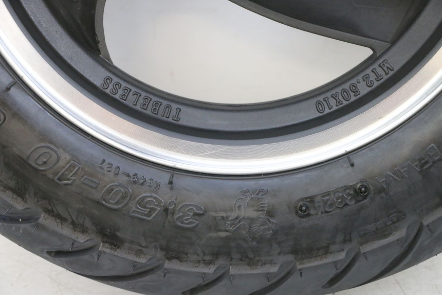 photo de ARO DIANTEIRO E PNEU JM MOTORS SANTANA EVO 50 (2024 - 2026) - Estado da superfície