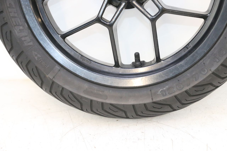 photo de ARO DIANTEIRO E PNEU APRILIA SR MOTARD 50 (2012 - 2018) - Ampliação dos componentes