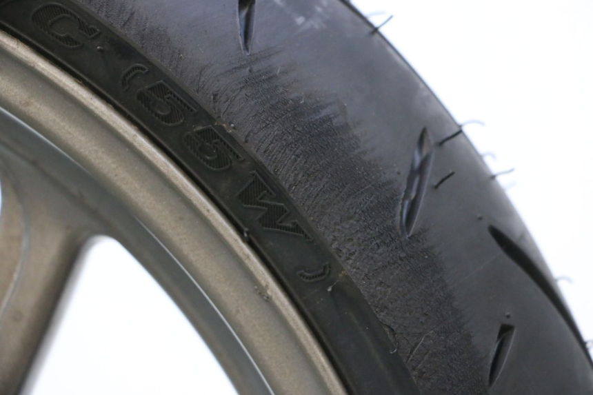 photo de ARO DIANTEIRO E PNEU DUCATI SS IE DS CARENEE 1000 (2002 - 2006) - Ampliação técnica