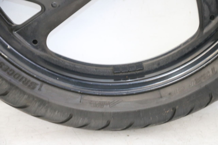 photo de ARO DIANTEIRO E PNEU HONDA ST PAN EUROPEAN 1300 (2002 - 2013) - Ampliação dos componentes