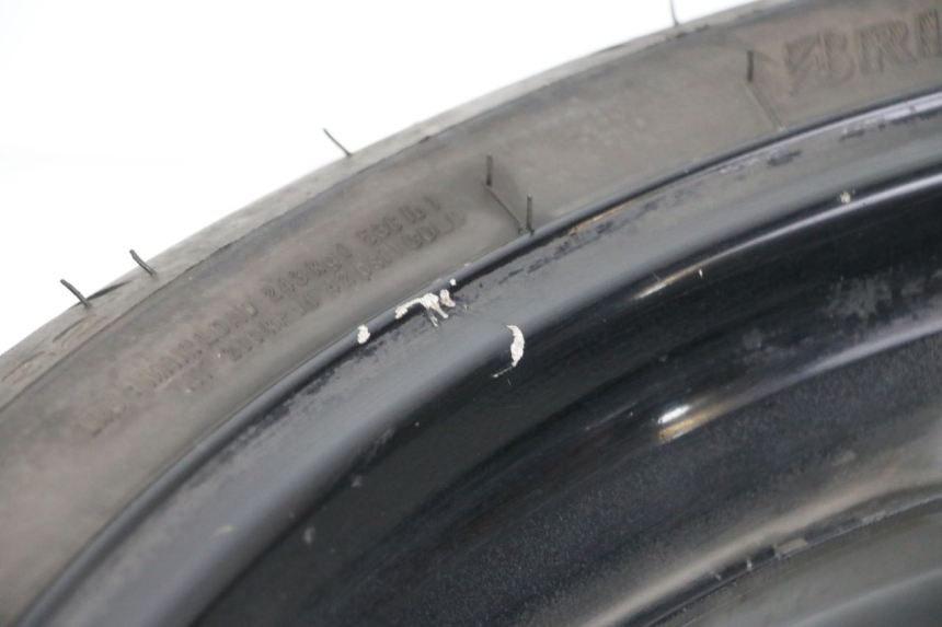 photo de ARO DIANTEIRO E PNEU HONDA ST PAN EUROPEAN 1300 (2002 - 2013) - Ampliação técnica
