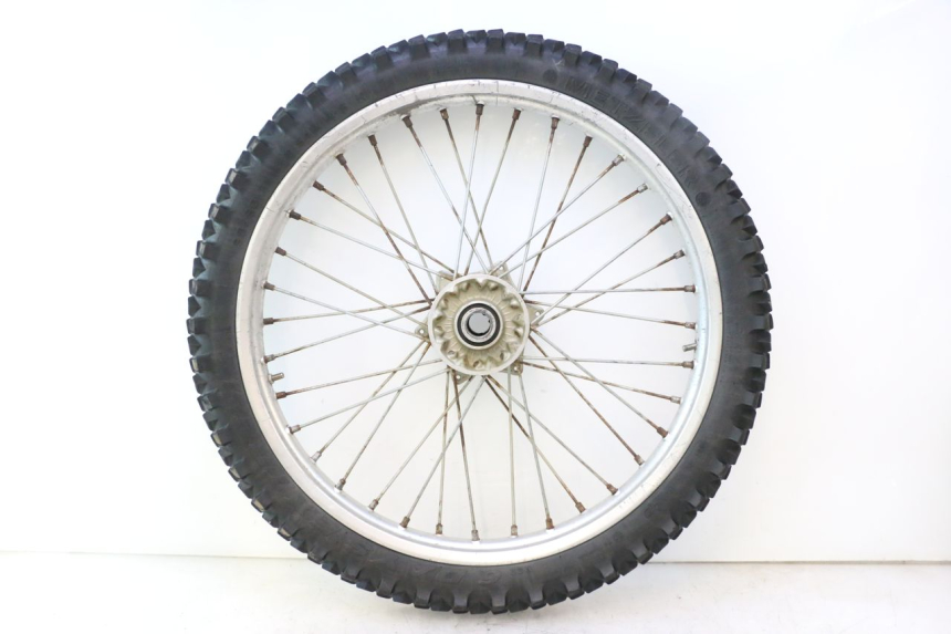 photo de ARO DIANTEIRO E PNEU HUSABERG TE 250 (2011 - 2014) - Detalhes característicos